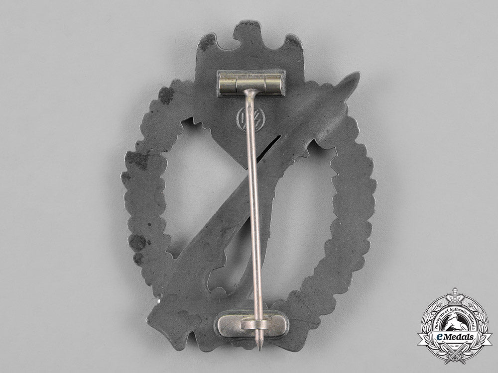 germany,_wehrmacht._an_infantry_assault_badge,_silver_grade_c18-020735