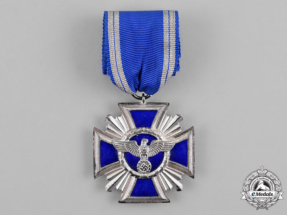 germany._a_nsdap15-_year_long_service_award_in_its_presentation_case_of_issue,_heavy_version_c18-021318