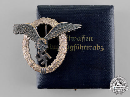 germany,_luftwaffe._a_cased_pilot’s_badge,_by_berg&_nolte_c18-021429