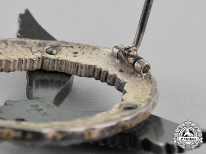 germany,_luftwaffe._a_cased_pilot’s_badge,_by_berg&_nolte_c18-021435