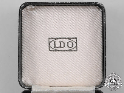 germany._a_war_wound_badge,_gold_grade,_in_its_ldo_case_of_issue_c18-021488