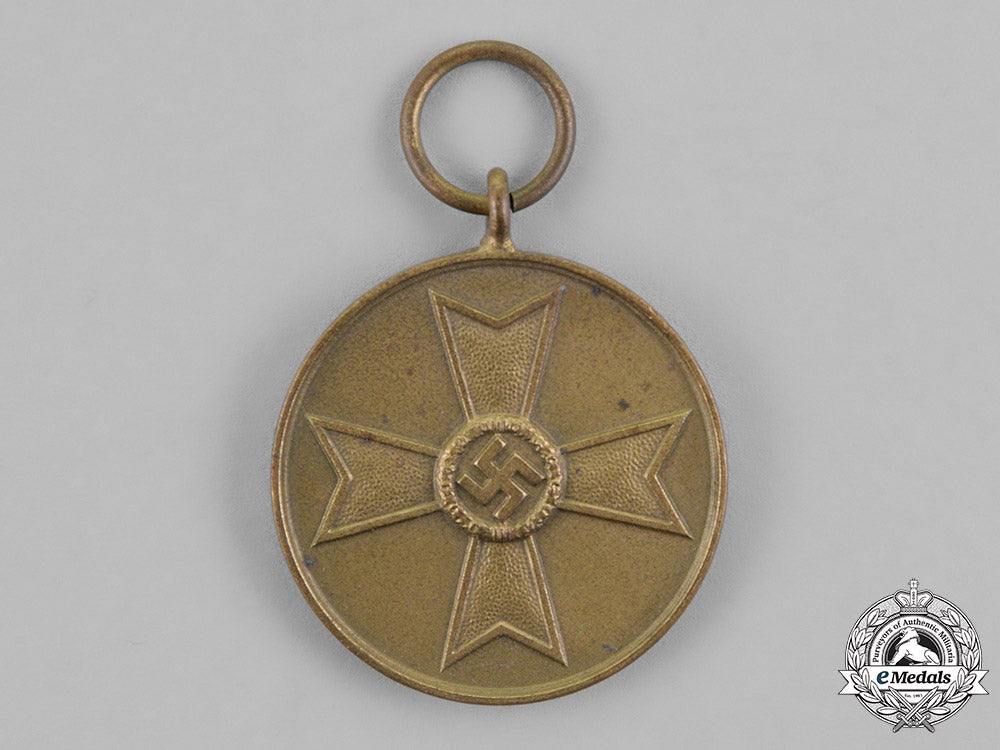 germany,_wehrmacht._two_war_merit_medals_and_awards_c18-021514