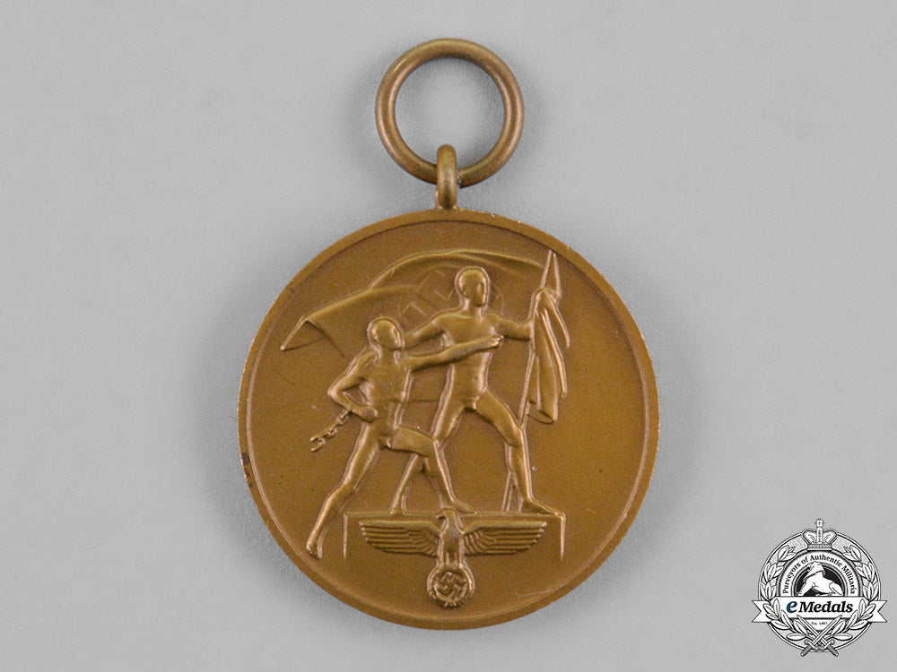 germany,_wehrmacht._two_war_merit_medals_and_awards_c18-021538_1
