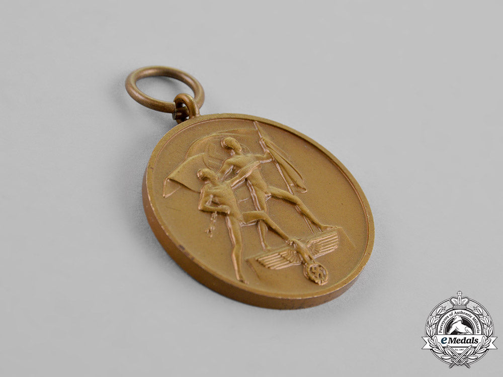 germany,_wehrmacht._two_war_merit_medals_and_awards_c18-021540_1