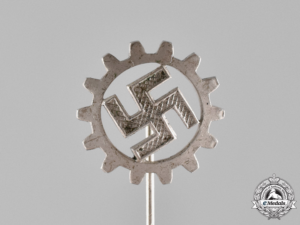 germany,_daf._a_german_labour_front_membership_stick_pin_c18-021839