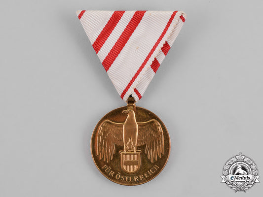 austria,_republic._a_war_commemorative_medal_c18-021883