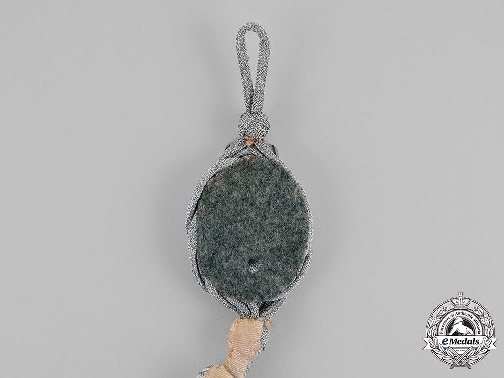 germany,_wehrmacht._an_army_marksmanship_lanyard,_grade_iii,_second_type_c18-021936