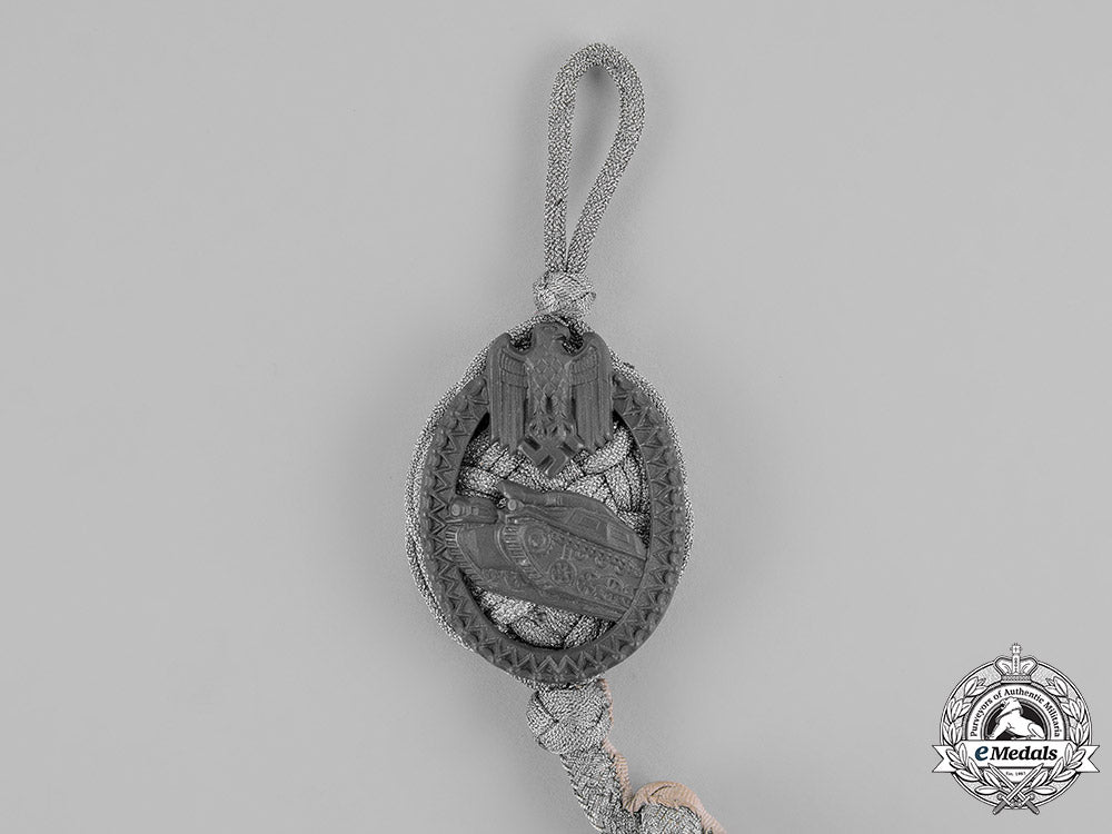 germany,_wehrmacht._a_panzer_marksmanship_lanyard,_grade_i_c18-021939