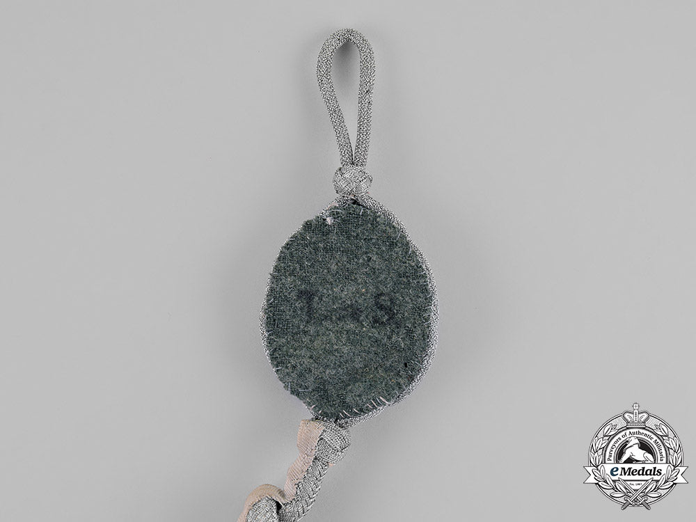 germany,_wehrmacht._a_panzer_marksmanship_lanyard,_grade_i_c18-021940