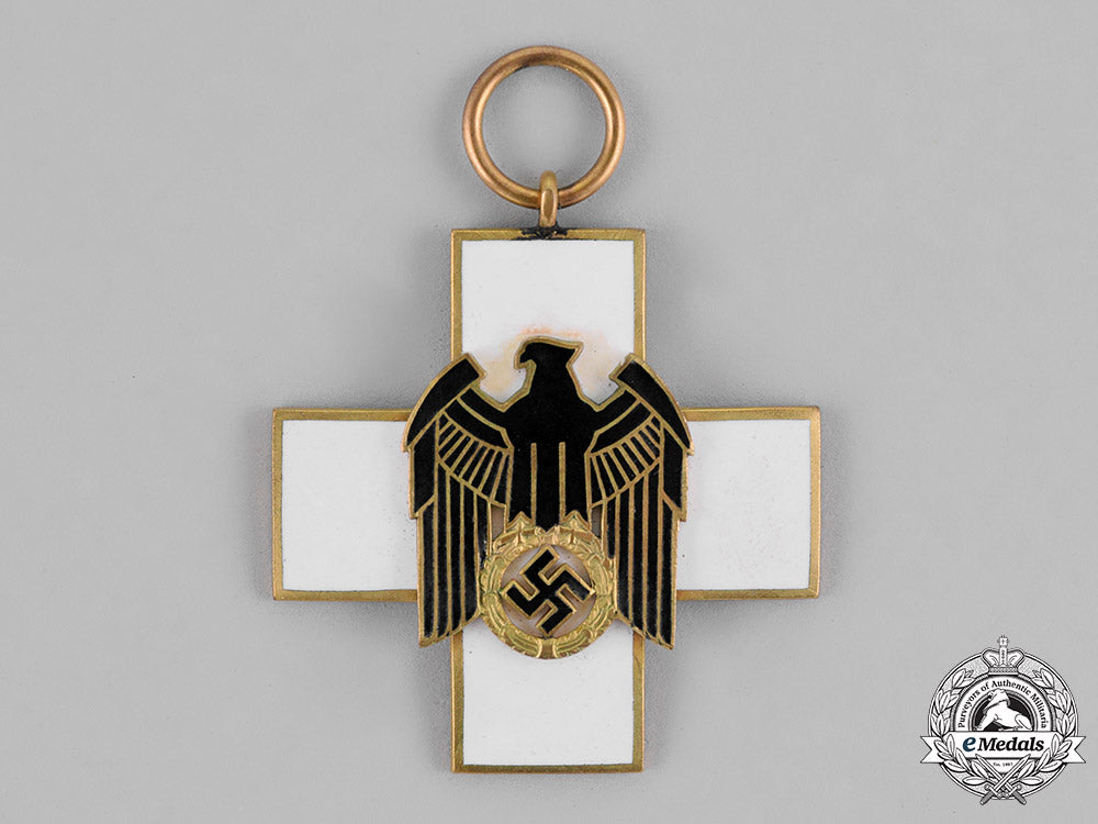 germany._a_mint_social_welfare_decoration;3_rd_grade_in_its_original_case_of_issue_by_godet_c18-021945