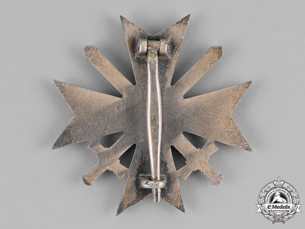 germany._a_war_merit_cross_first_class_with_swords_in_case_c18-021982