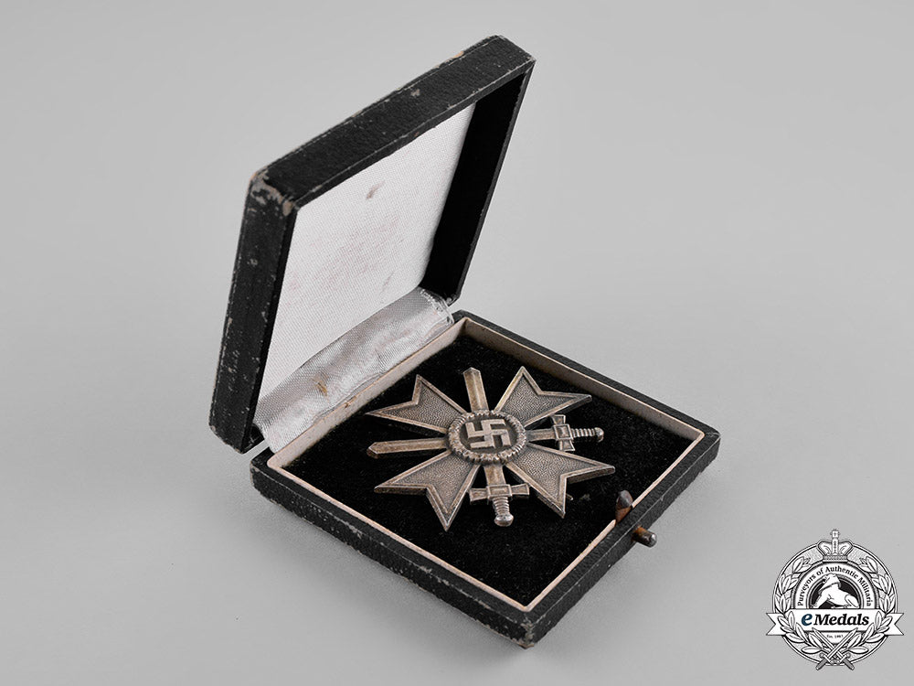 germany._a_war_merit_cross_first_class_with_swords_in_case_c18-021988