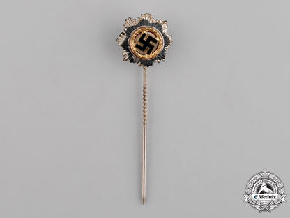 germany._a_german_cross_in_gold,_miniature_stick_pin_by“_börger&_co”_c18-022123