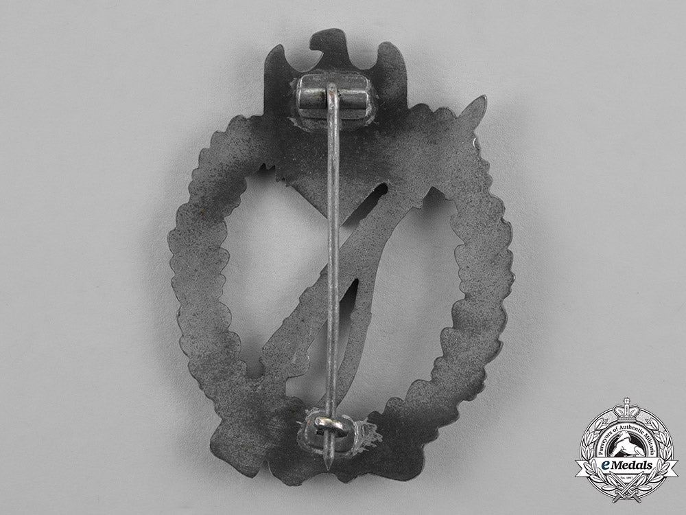 germany,_heer._a_silver_grade_infantry_assault_badge_c18-022171