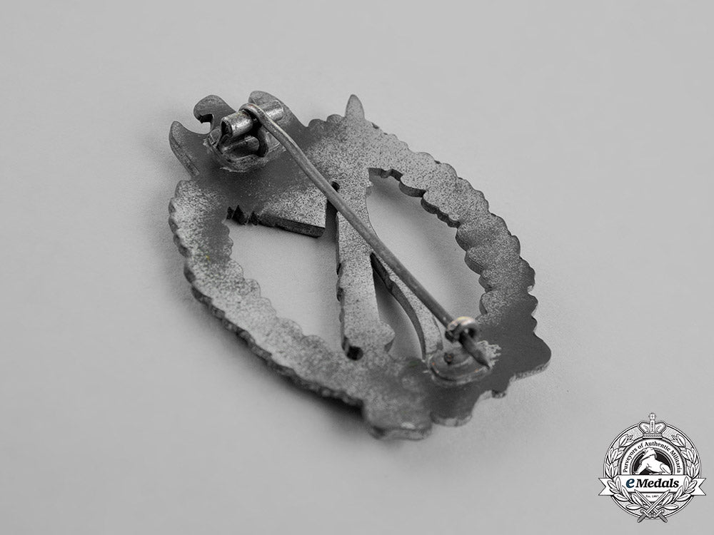 germany,_heer._a_silver_grade_infantry_assault_badge_c18-022173