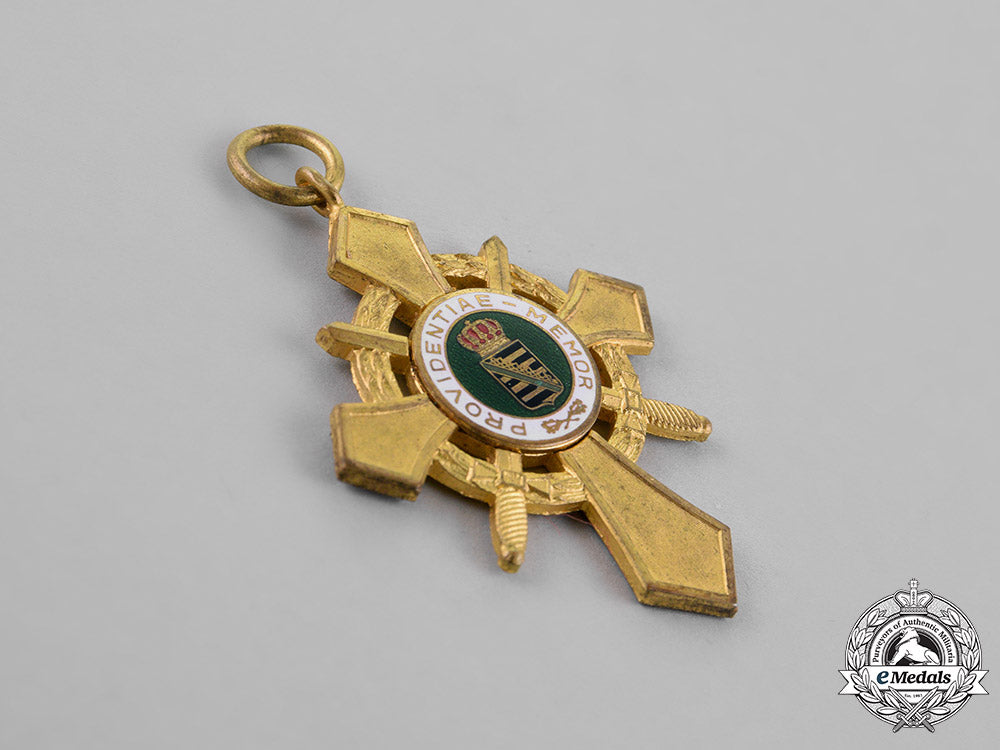 saxony,_kingdom._a_grouping_of_three_veteran’s_association_medals_and_awards_c18-022222