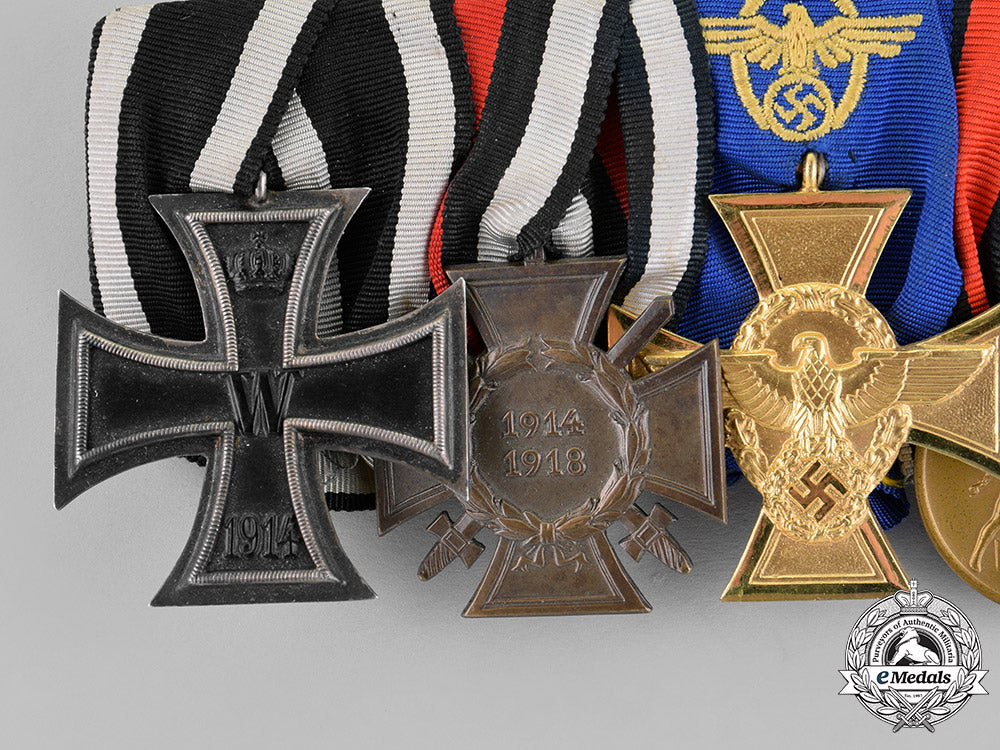 prussia,_state._a_first_and_second_war_police_long_service_medal_bar_c18-022237