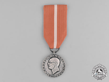 poland._a1956_spanish_civil_war_commemorative_medal,_with_document_c18-022386