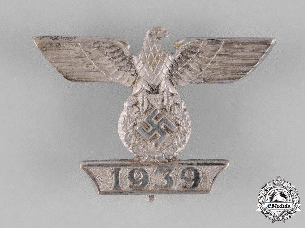 germany,_luftwaffe._a_clasp_to_the_iron_cross19391_st_class,_general_field_marschall_milch_c18-022499