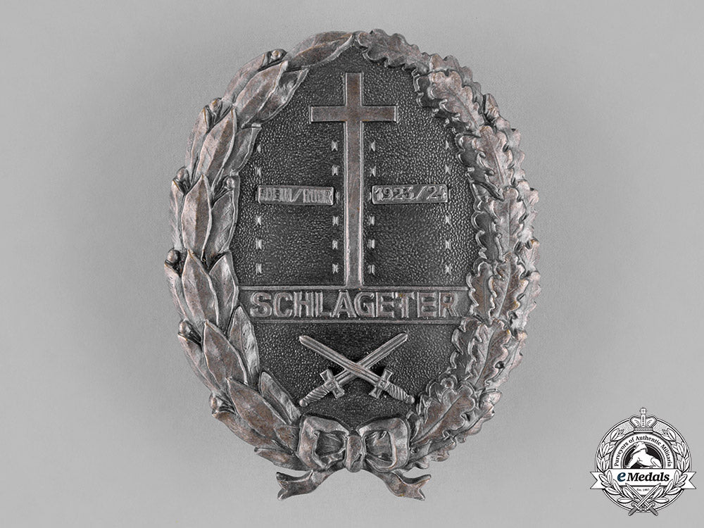 germany,_weimar_republic._freikorps_schlageter_badge;_second_type,_by_paul_küst_c18-022566