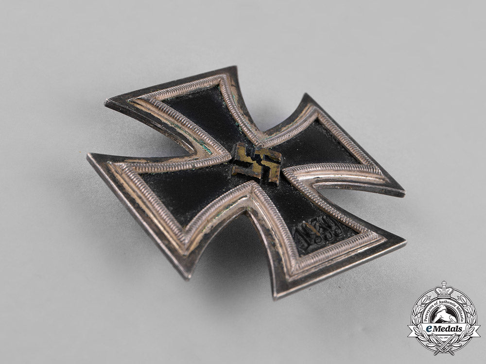 germany._an_iron_cross1939_first_class_c18-022574