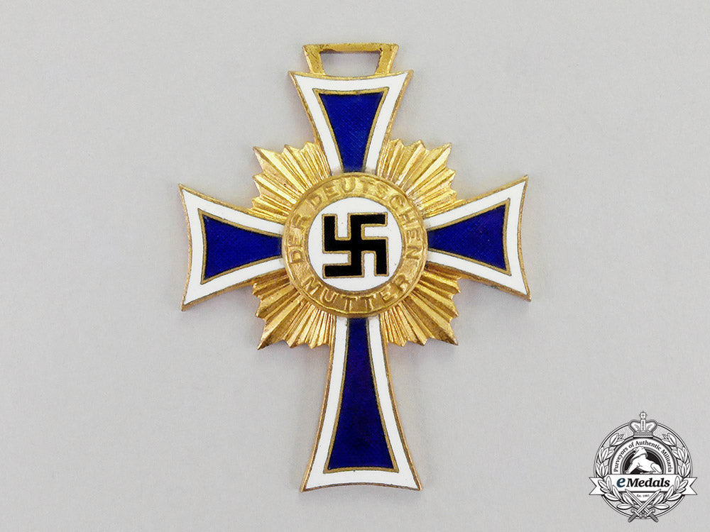 germany._a_gold_grade_cross_of_honour_of_the_german_mother_with_miniature_c18-0226