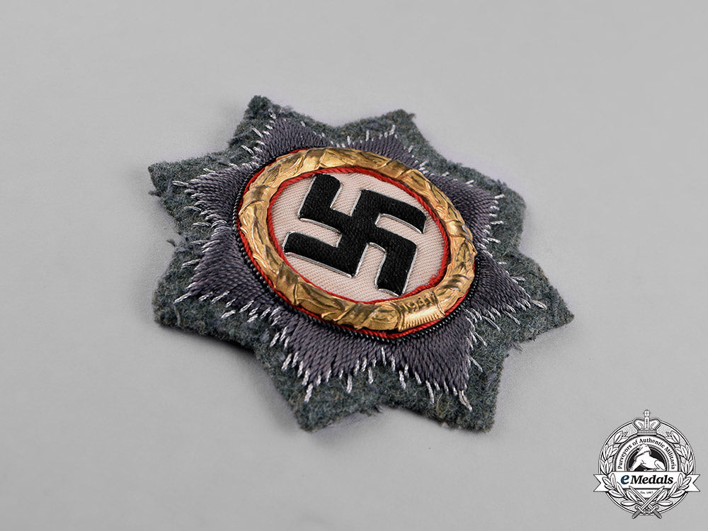 germany,_wehrmacht._a_german_cross_in_gold,_cloth_version_c18-022608