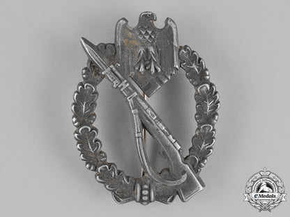 germany,_wehrmacht._an_infantry_assault_badge,_silver_grade_c18-022653