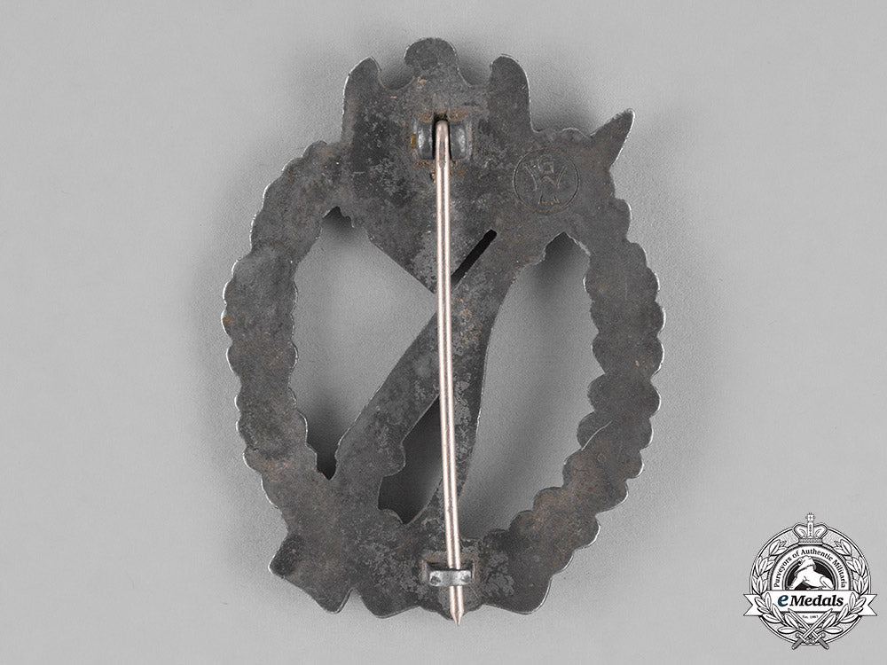 germany,_wehrmacht._an_infantry_assault_badge,_silver_grade_c18-022654