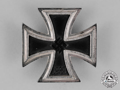 germany,_wehrmacht._a_cased_iron_cross1939_first_class,_by_rudolf_wächtler&_lange_c18-022673