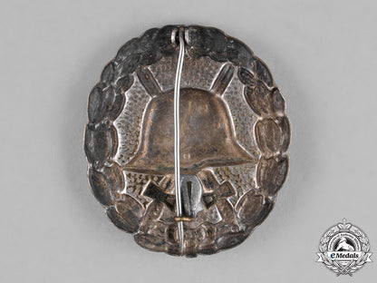 germany,_empire._a_wound_badge,_silver_grade,_with_matching_miniature_stick_pin_c18-022752