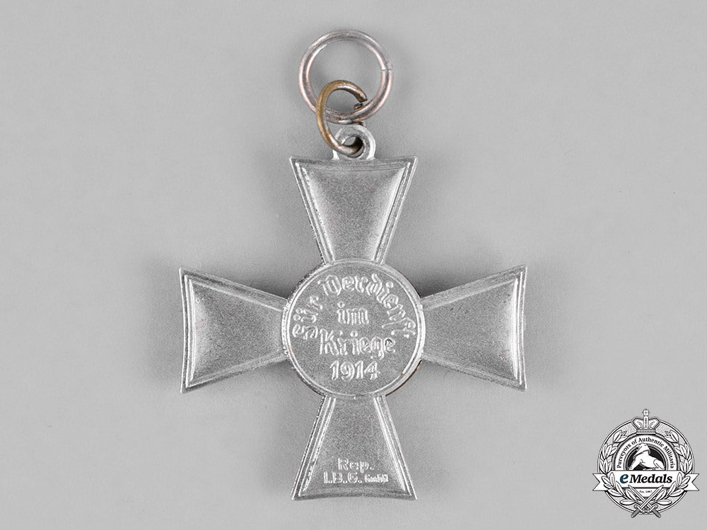 lübeck._a_hanseatic_cross_c18-022772