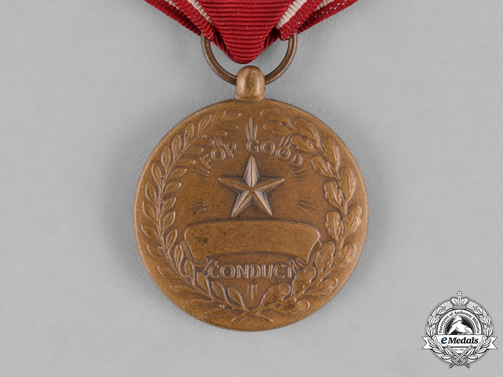 united_states._a_silver_star_for_italy_to_private_i_class_truax,180_th_infantry_regiment,_united_states_army_c18-022827