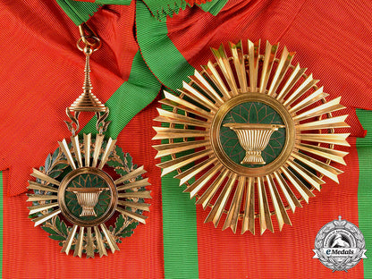 cambodia,_kingdom._a_royal_order_of_sahametrei,_grand_cross,_by_arthus_bertrand,_c.1955_c18-022858