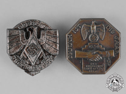 germany._a_grouping_of_two_badges_c18-022952