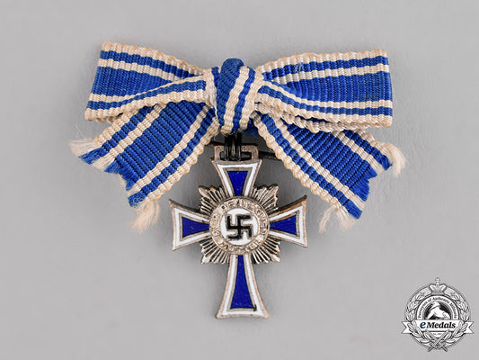 germany._a_silver_grade_mother’s_cross;_miniature_on_a_ladies_ribbon_c18-022963