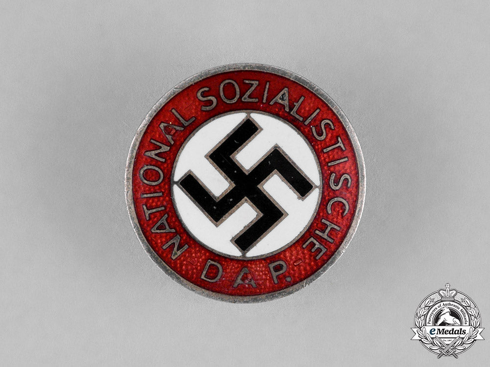 germany._a_nsdap_membership_badge_c18-022977