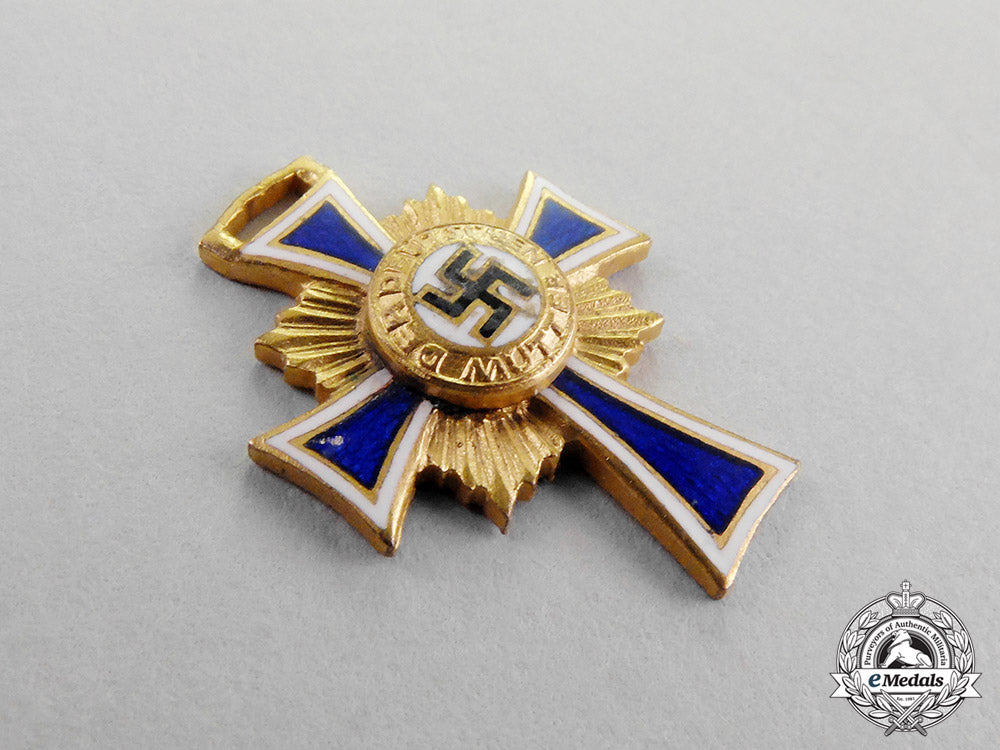 germany._a_gold_grade_cross_of_honour_of_the_german_mother_with_miniature_c18-0230