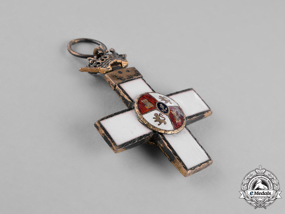 spain,_franco_era._an_order_of_military_merit_with_white_distinction,3_rd_class_c18-023046
