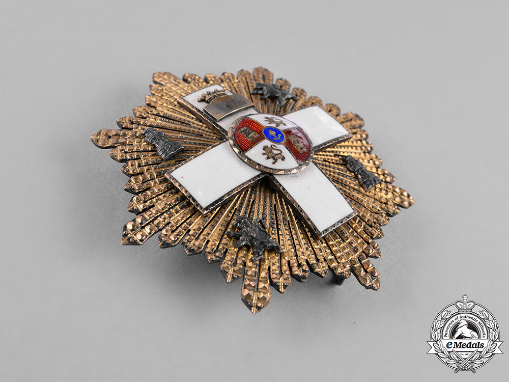 spain,_franco_era._an_order_of_military_merit_with_white_distinction,3_rd_class_c18-023050
