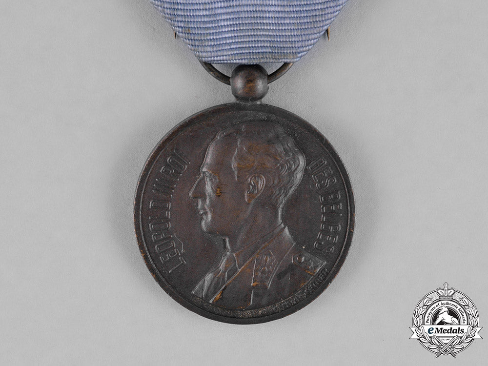 belgium,_kingdom._a_native_service_medal,_military_c18-023113