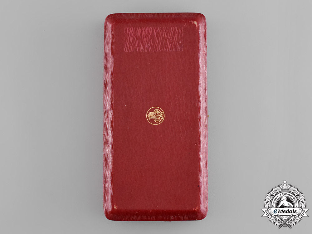 zanzibar._british_protectorate._an_order_of_the_brilliant_star,_i_class_case,_by_elkington&_co._c18-023117