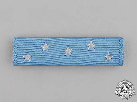 united_states._a_medal_of_honor_ribbon_bar_c18-023129