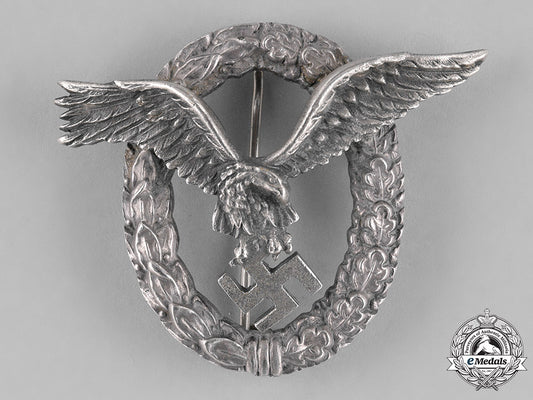 germany,_luftwaffe._a_pilot’s_badge_by,_c.e._juncker_c18-023162_2_1_1
