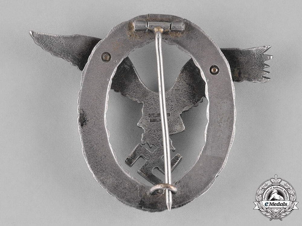 germany,_luftwaffe._a_pilot’s_badge_by,_c.e._juncker_c18-023163_2_1_1