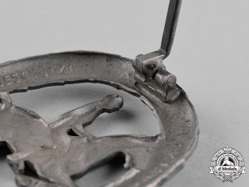 germany._an_equestrian_badge,_silver_grade,_by_christian_lauer_c18-023201