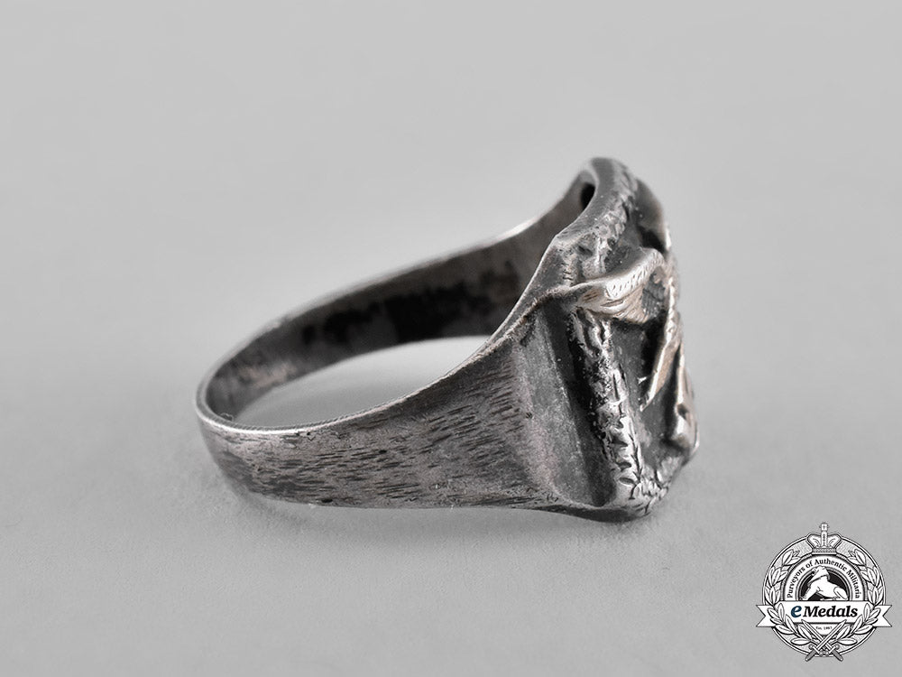 germany,_luftwaffe._a_silver_ring_c.1940_c18-023230