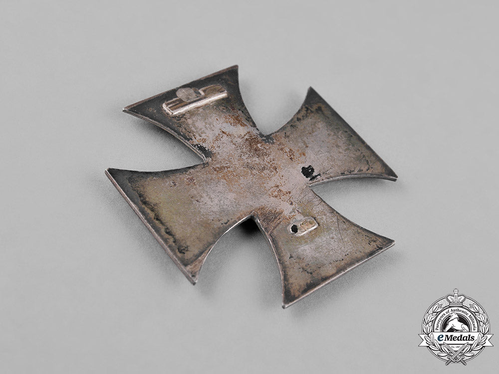 germany,_imperial._an_iron_cross1914_first_class_c18-023378_1