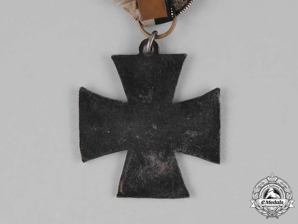 prussia._a_first_war_period_identification_tag_accompanied_by_two_medals_and_awards_c18-023406_2_1