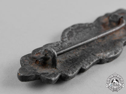 germany,_kriegsmarine._a_field_made_naval_front_clasp_c18-023455_1